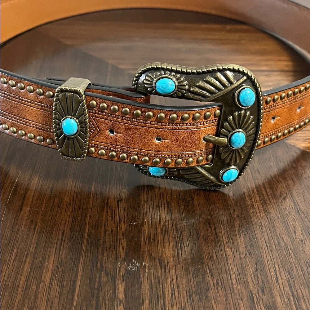 MEN’S Brown Leather Belt with Turquoise Accents NEW